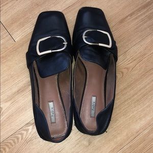 Pedro designer causal loafers with gold hook